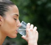 ontdek hier de voordelen van voldoende water drinken inclusief tips voor voldoende water drinken