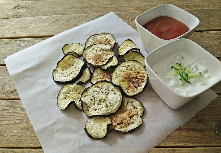 deze koolhydraatarme auberginechips zijn gezonde groentechips